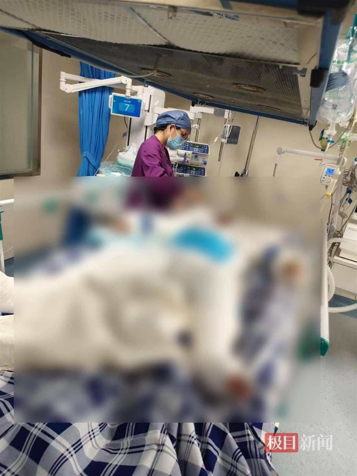 皇冠信用盘怎么开户
_男子帮邻居关液化气瓶遭遇爆炸皇冠信用盘怎么开户
,严重烧伤4个月后不幸离世,家属:治伤花了近140万,将为他申请见义勇为