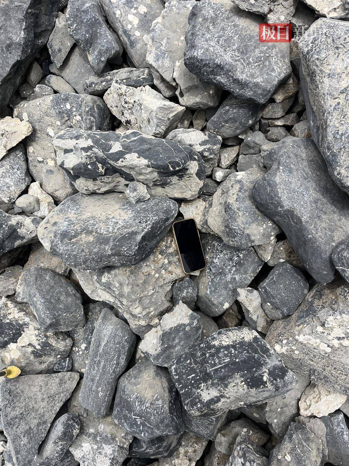 如何代理皇冠信用盘_奇迹！广东女子的手机落在新疆乱石堆如何代理皇冠信用盘，3年后竟被人跨越5000公里送还，双方当事人发声