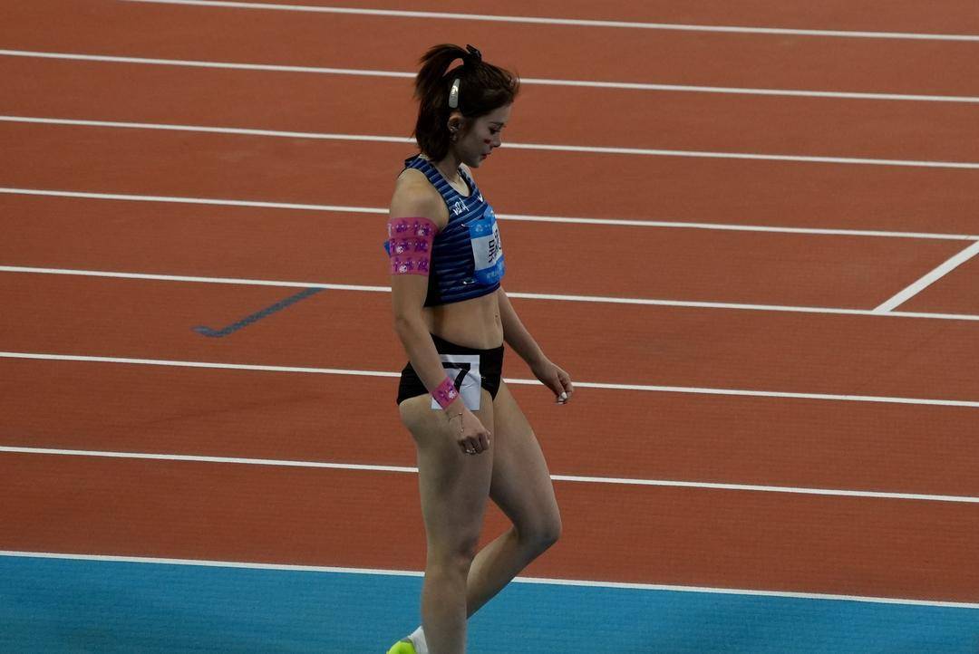 皇冠会员如何申请
_差0.04秒皇冠会员如何申请
,吴艳妮再获全运会100米栏银牌 她说:不确定还有没有下一届全运会