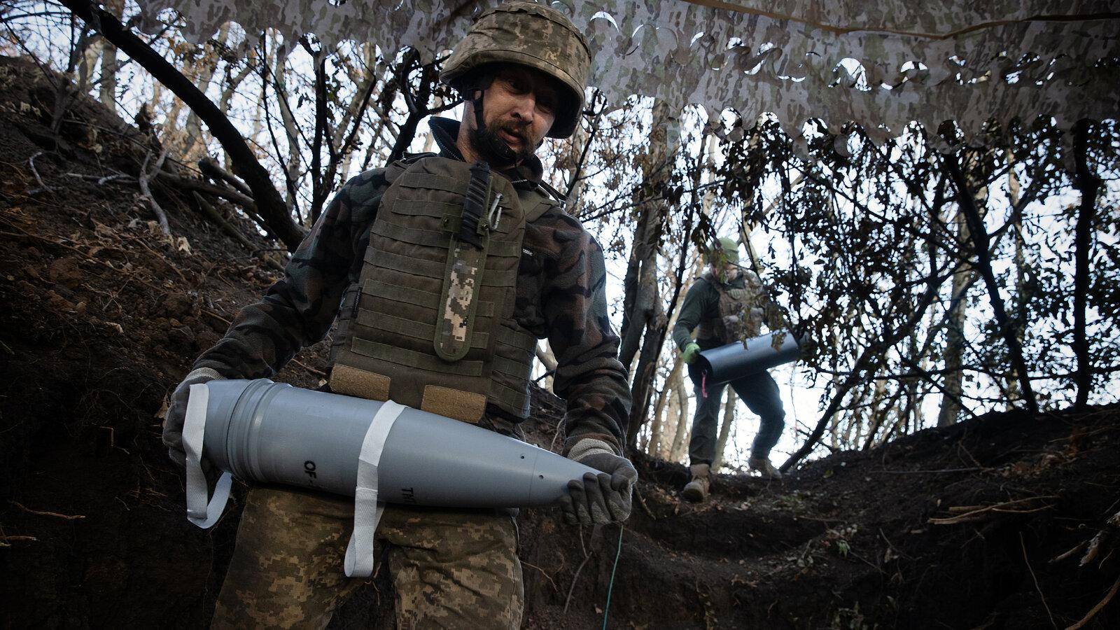 皇冠信用平台出租出售
_俄罗斯坦克大军强突乌克兰第七州皇冠信用平台出租出售
,美媒:乌军一个旅仅有30%官兵