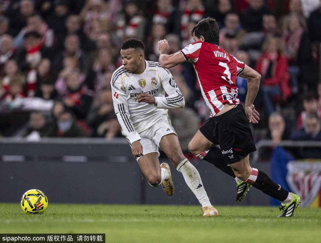 皇冠信用網账号
_皇马0-2塞尔塔：战术失误与红牌阴影下的较量分析