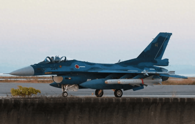 皇冠信用盘最新地址
_日本大机群挂48枚导弹模拟攻击辽宁舰皇冠信用盘最新地址
？上演“送人头”名场面