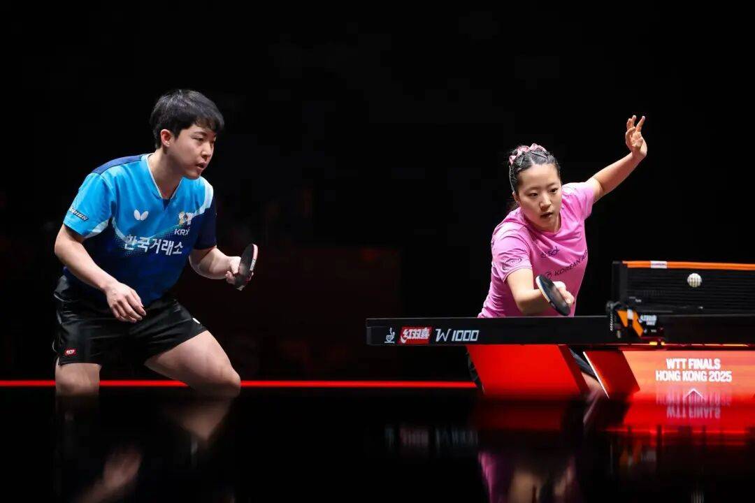 欧冠决赛
_国乒包揽女单4强欧冠决赛
,王楚钦半决赛战莫雷,混双冠军明日出炉 | 香港总决赛