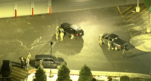 皇冠abcd类型网_致2死9伤皇冠abcd类型网，美布朗大学枪击案嫌疑人被发现死亡