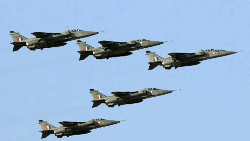 挪威超级联赛_大跌眼镜！被巴铁歼 - 10CE 打服后挪威超级联赛，印度空军向阿曼买战机