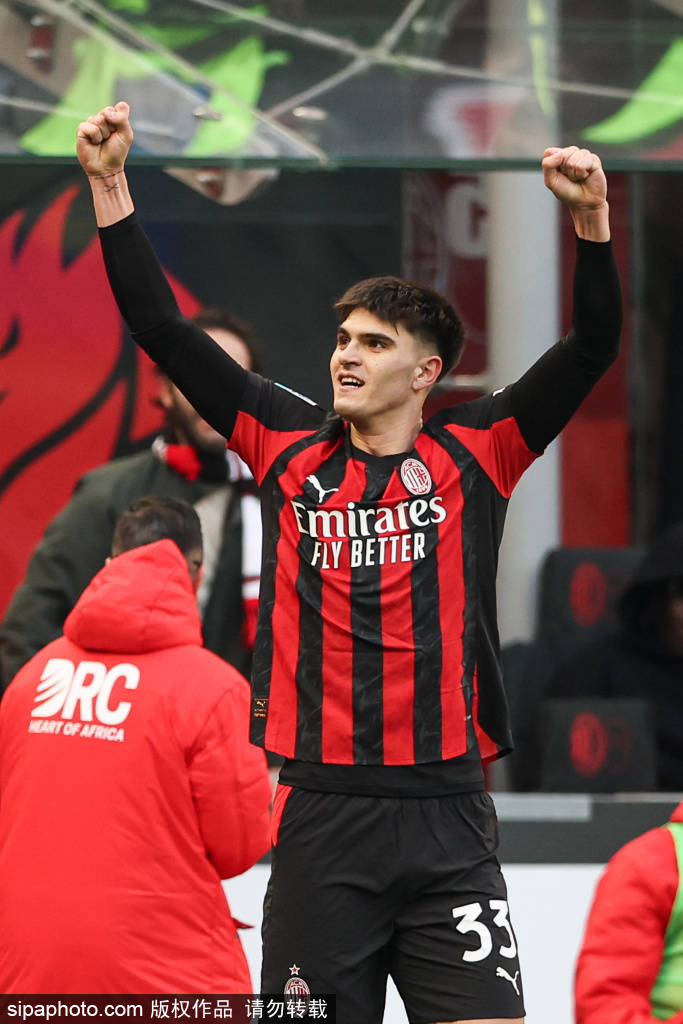 冰岛vs斯洛文尼亚_米兰转会动态：塔雷与里斯蒂奇会面冰岛vs斯洛文尼亚，DV9转会成焦点