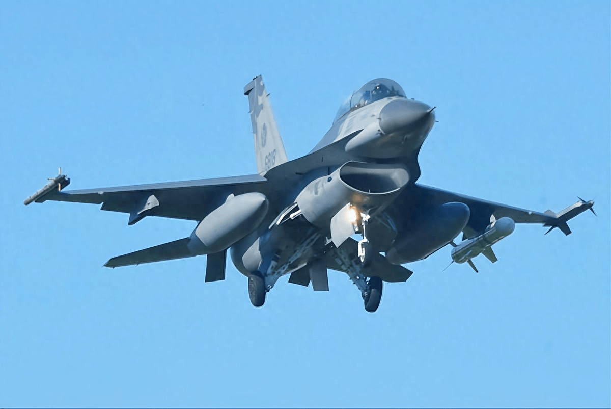 电竞足球网
_美方失算电竞足球网
,中国战斗机出口激增,不止歼10C,歼35也将热销