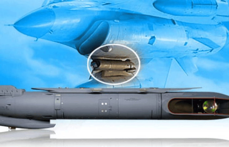 城之队vs皇家君主
_对峙升级城之队vs皇家君主
,台军公布F16V“锁定”歼16画面,距开火只剩一个按钮?