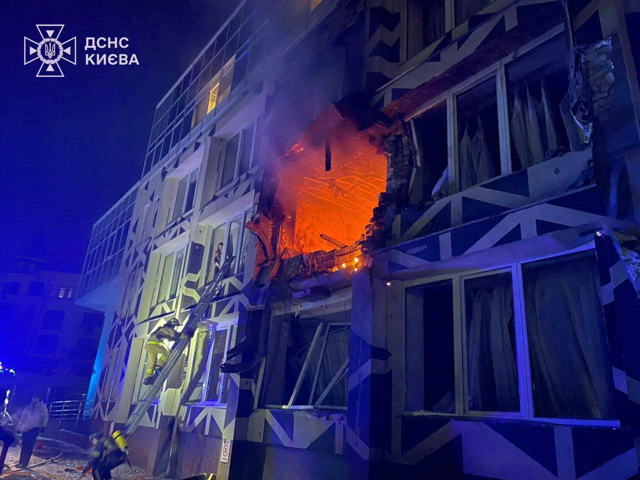 英格兰冠军联赛_斩首乌克兰高官英格兰冠军联赛，俄军图95升空被召回，发生了什么？基辅空战爆发