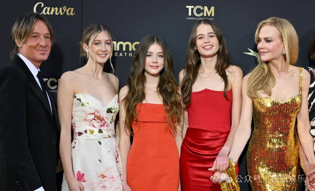 卢加诺 v 克卢日
_终究还是离婚了卢加诺 v 克卢日
!这样的结果已经算体面了吧!