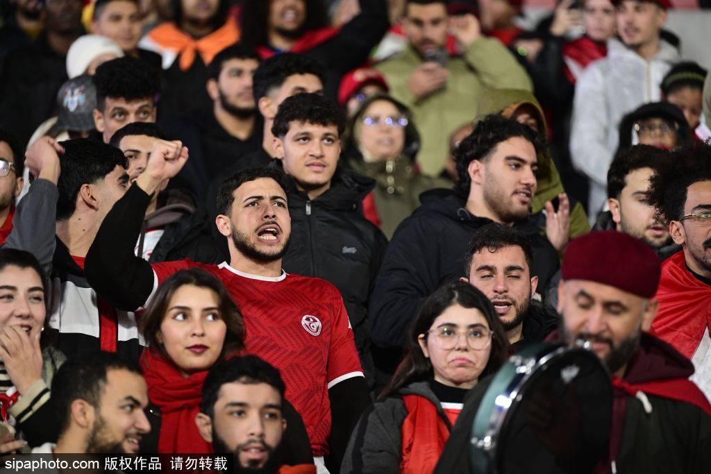 皇冠hga050_王钰栋的任意球时刻：一脚未能改写比赛的命运