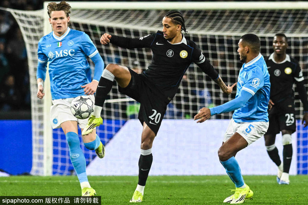 皇冠信用网在线申请_内托帽子戏法:切尔西新星的崛起与赫尔城的挑战