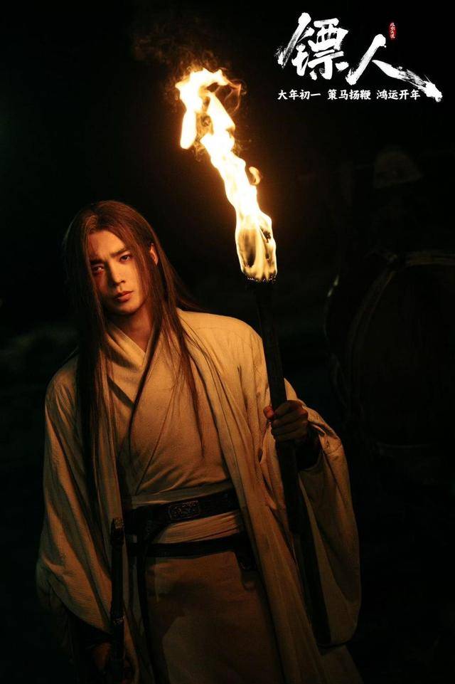 皇冠信用网最新地址_《镖人:风起大漠》票房近10亿皇冠信用网最新地址,登顶武侠片冠军!春节档逆跌奇迹咋做到的?