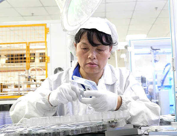 意大利甲组联赛_中国难以取代意大利甲组联赛，惠普、华硕、宏碁想把产线搬回来